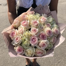Розы Россия 29 шт.
